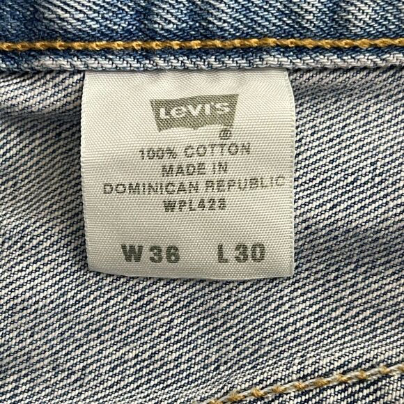 Levi's 501 Jeans Mens 36x30 Vtg Blue Denim Button Fly 100% Cotton Straight Leg - Picture 9 of 15